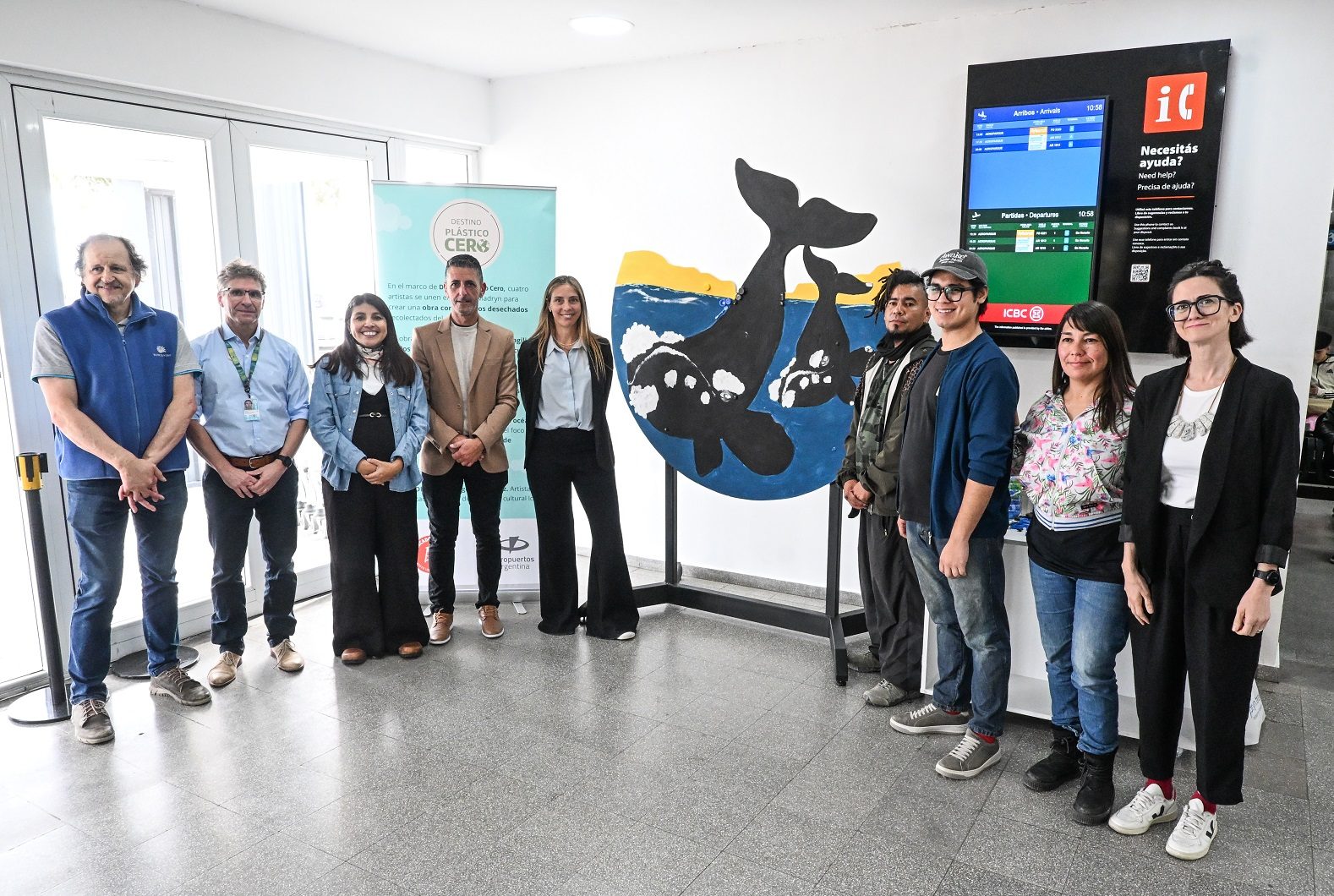 Activación en Puerto Madryn con una obra de arte hecha con residuos